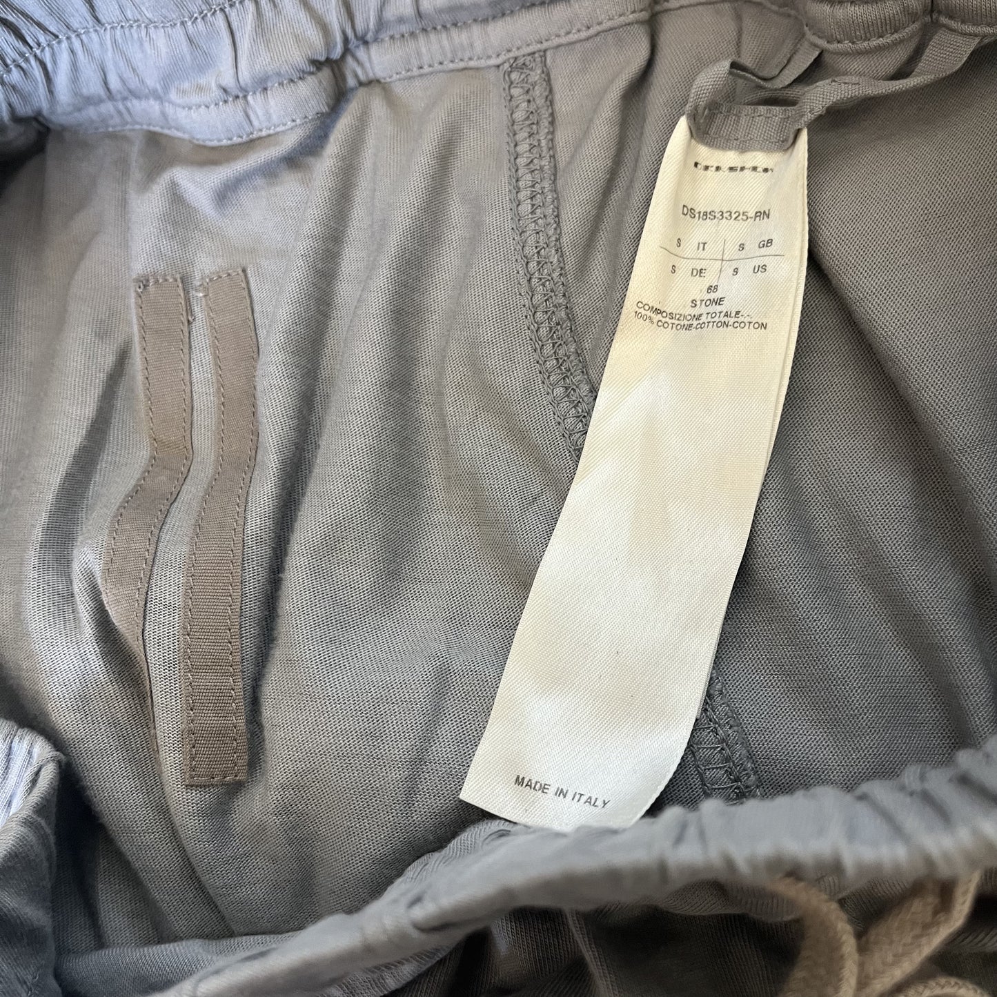 Drawstring Pod Shorts (S)