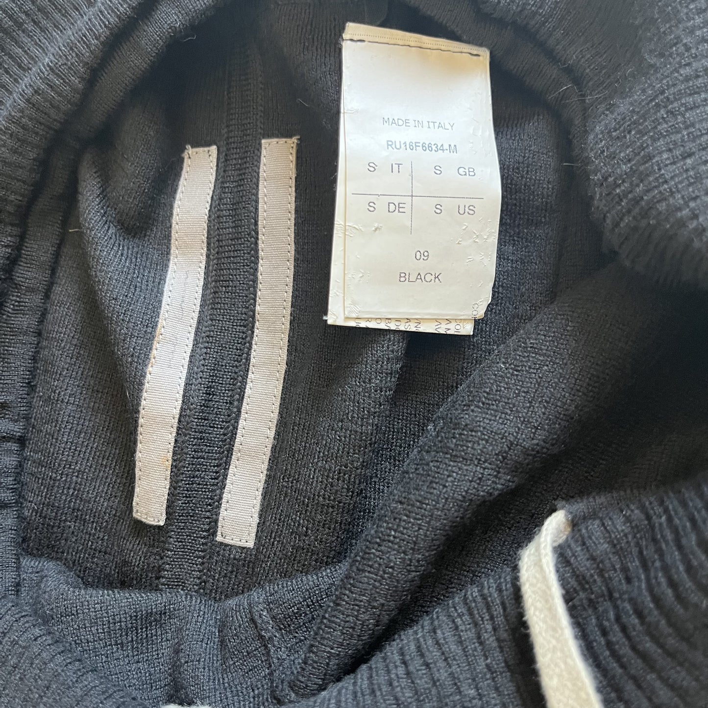 FW16 Mastodon Knit Virgin Wool Drop Crotch Shorts (S)