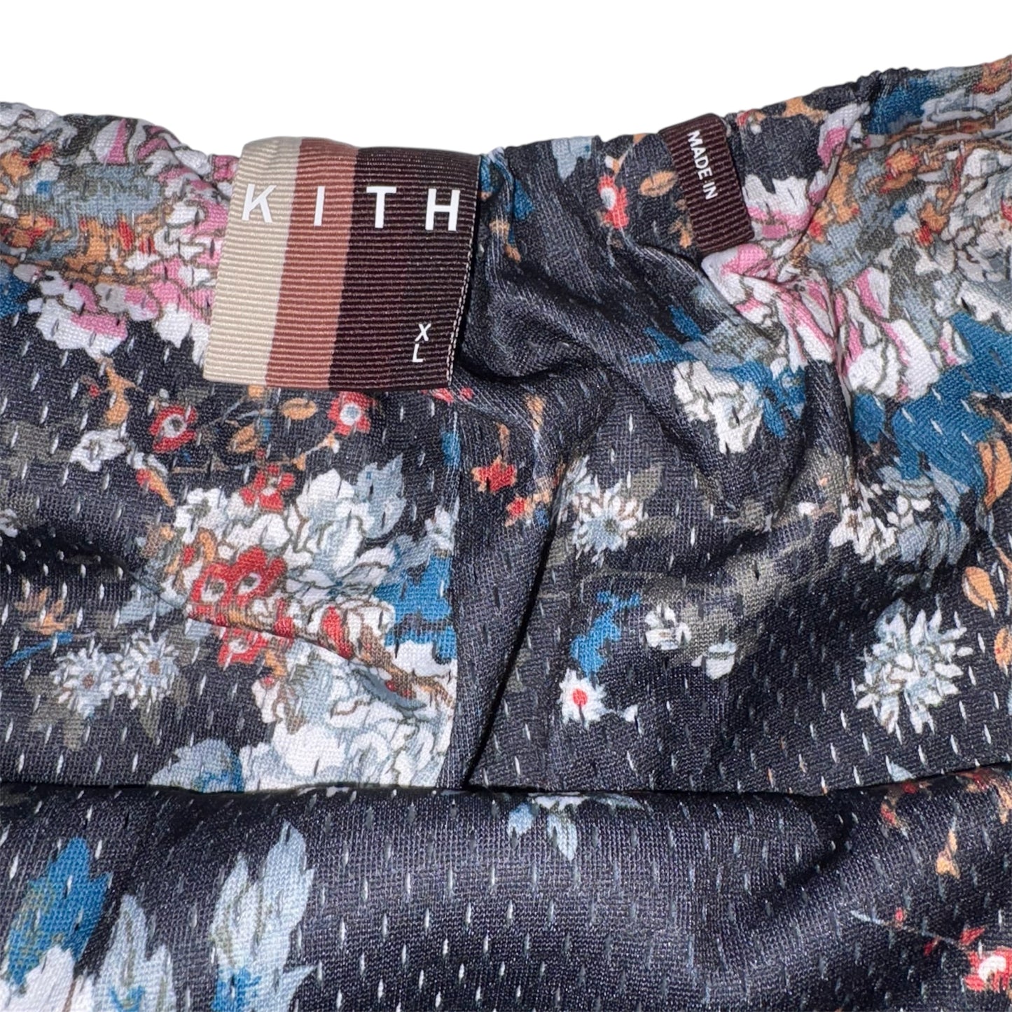Kith Floral Panel Active Shorts (XL)
